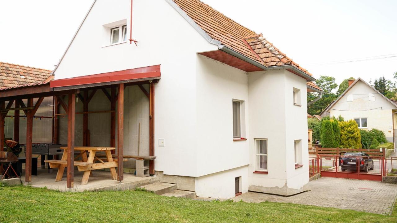 Ubytovanie Mária Závažná Poruba Exterior foto